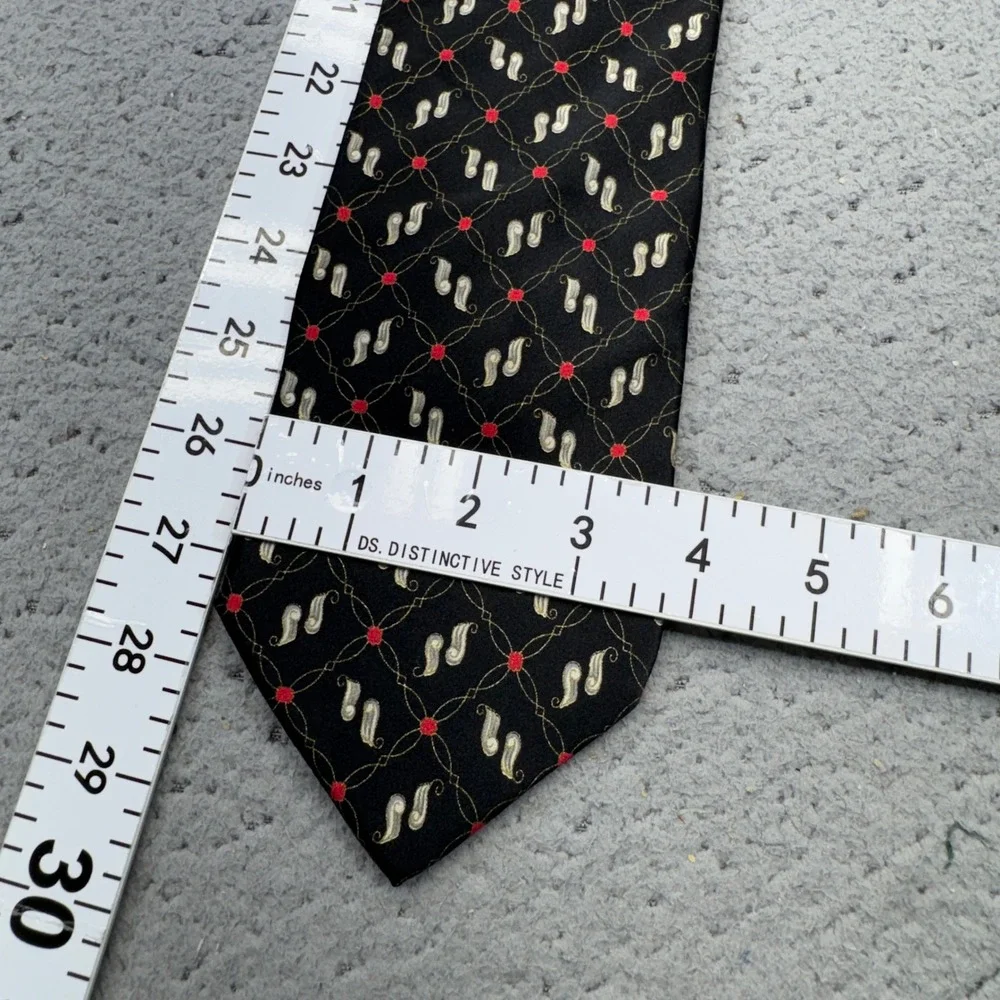 Brioni Tie Black Paisley Neat Geometric Trellis Silk Italy Luxury Designer